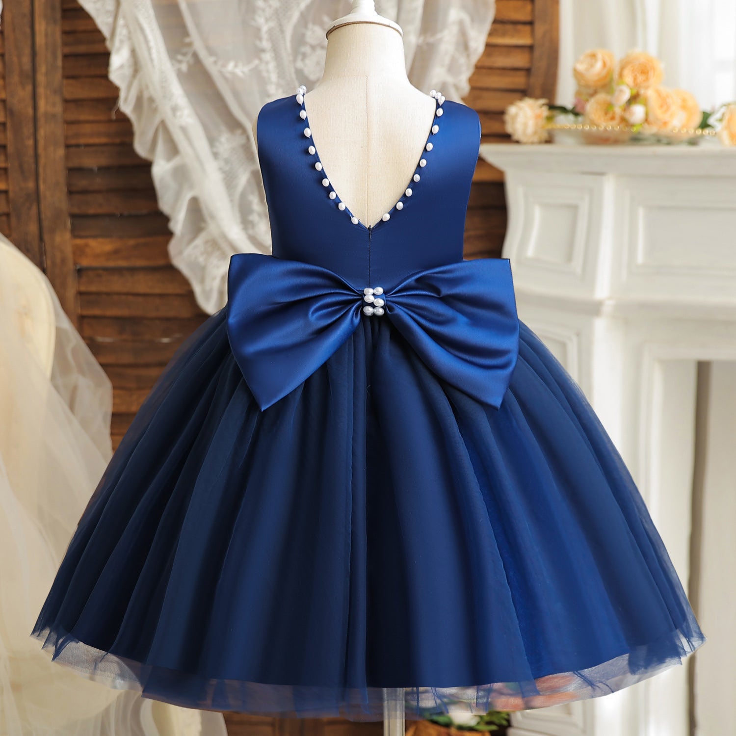 Girls Luxury Sleeveless Princess Prom Gown for Parties