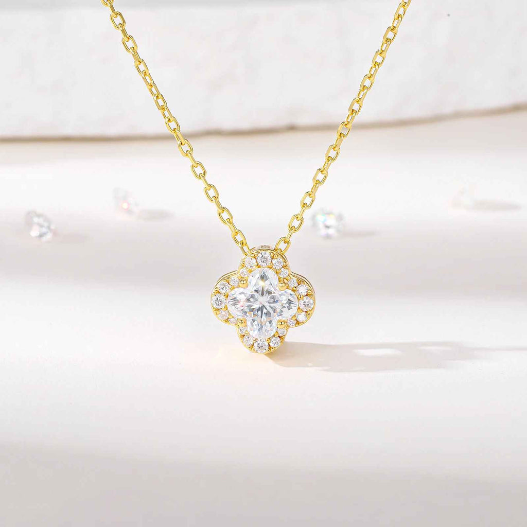 Fleur de Lumière D Color Moissanite Necklace (VVS1)