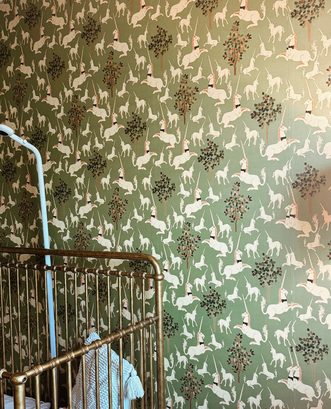 Odette Vintage Maximalist Wallpaper in Olive Green & Cream