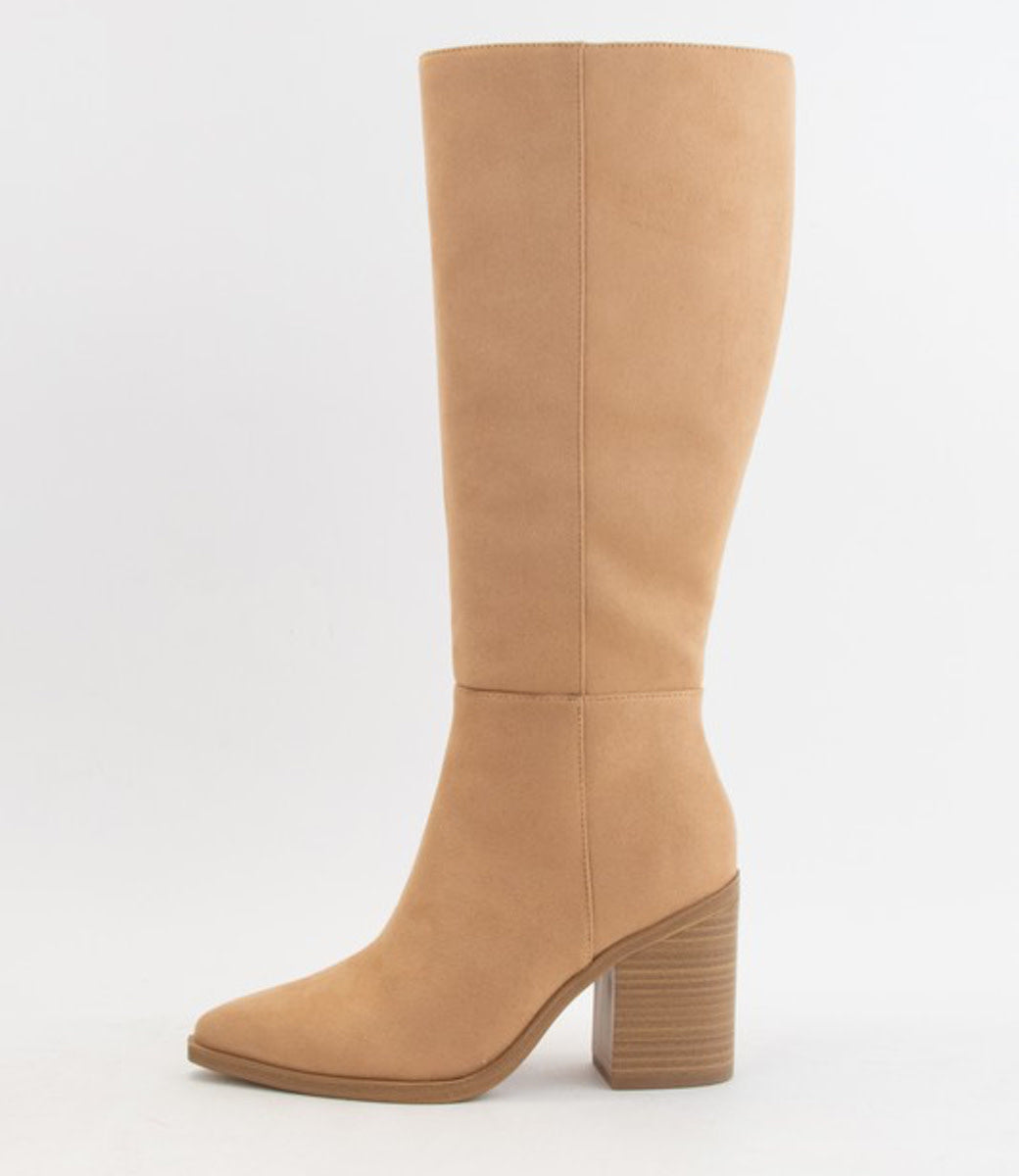 Vapor Tall Boot in Lt Blonde featuring a pointed toe and block heel on a clean background.