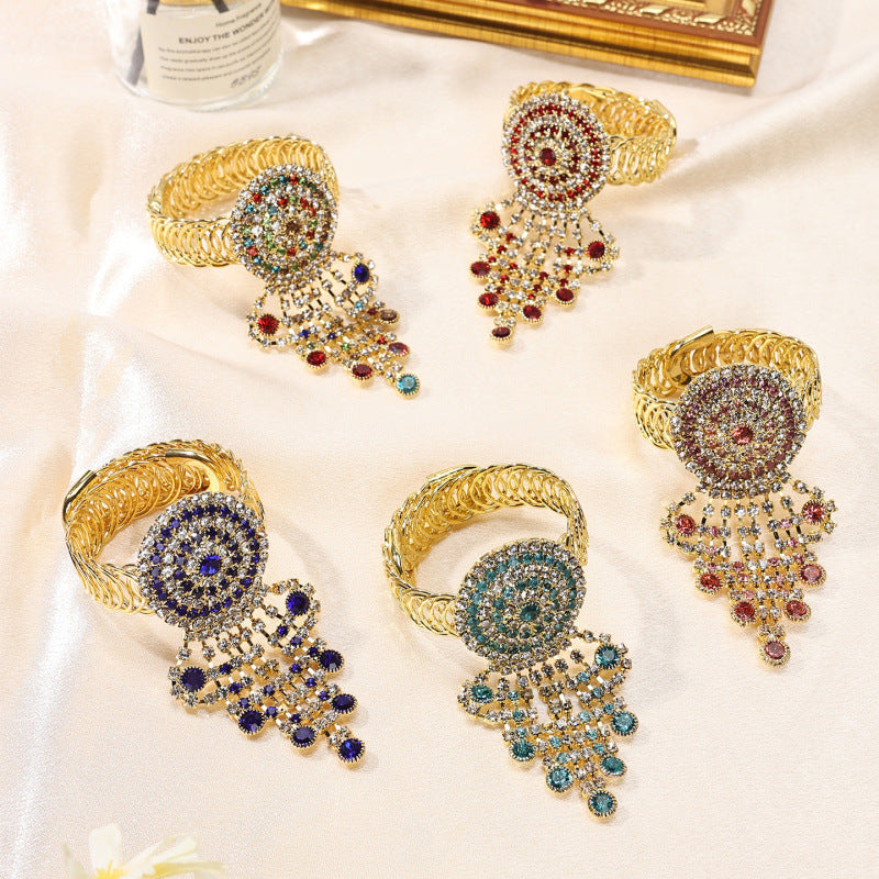 Exquisite Xinjiang Little Sheep Crystal Choker Necklace For Women