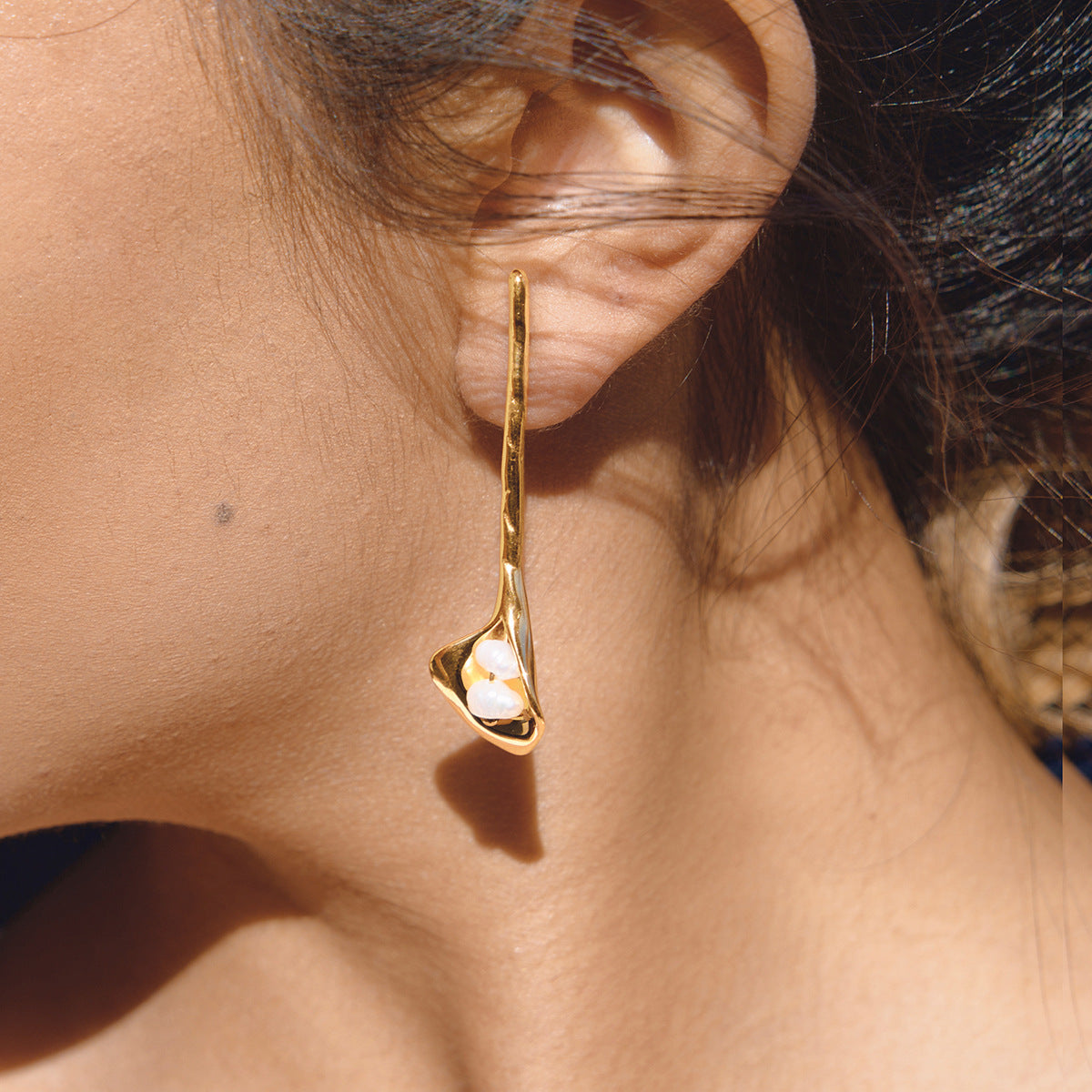 Gold Pearl Calla Lily Drop Earrings in Nature-Inspired Design