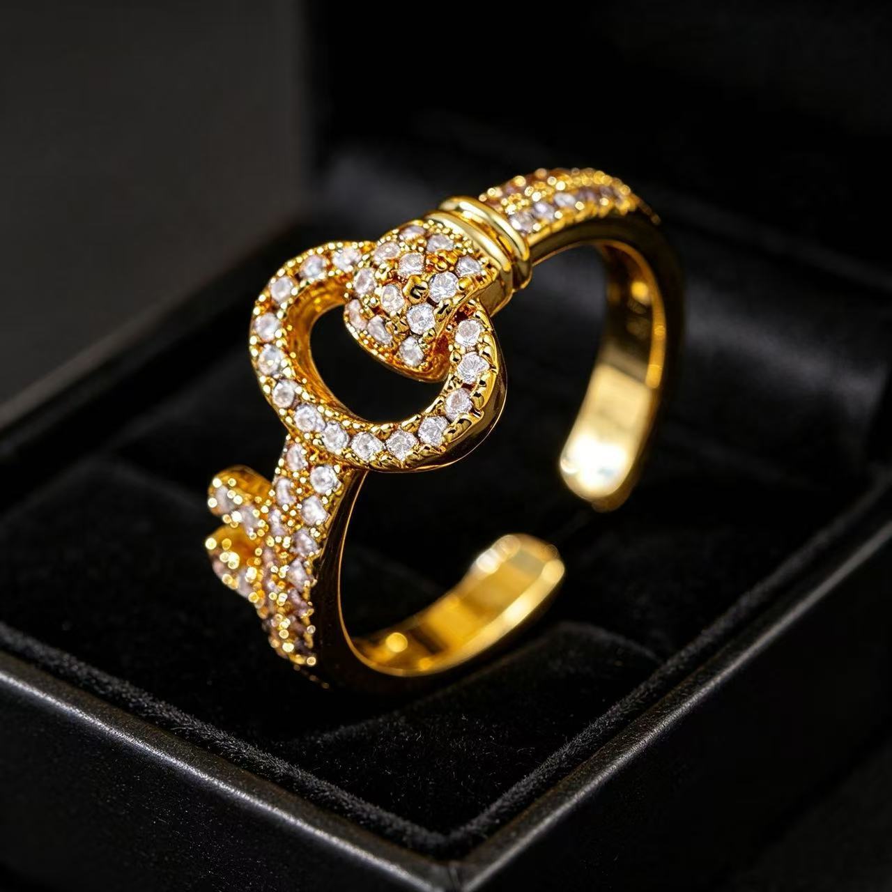 New Trendy Minimalist Textured Micro Pave Zircon Key Ring, Light Luxury Niche Elegant Versatile High Sense Adjustable Finger Ring