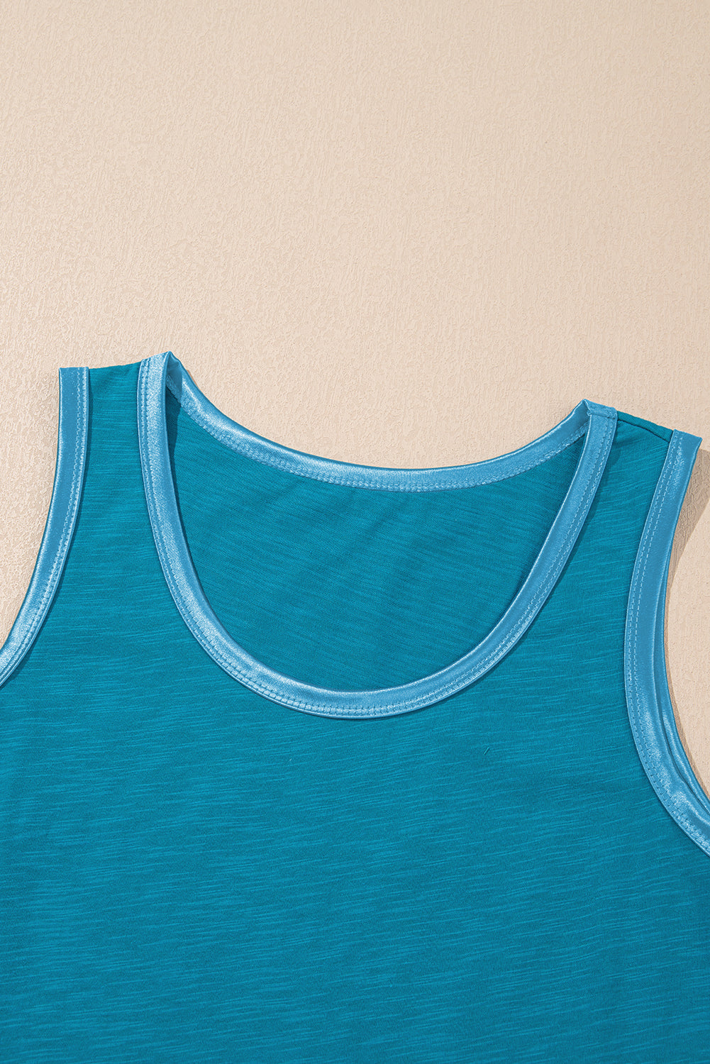 Metallic Contrast Trim Scoop Neck Tank Top