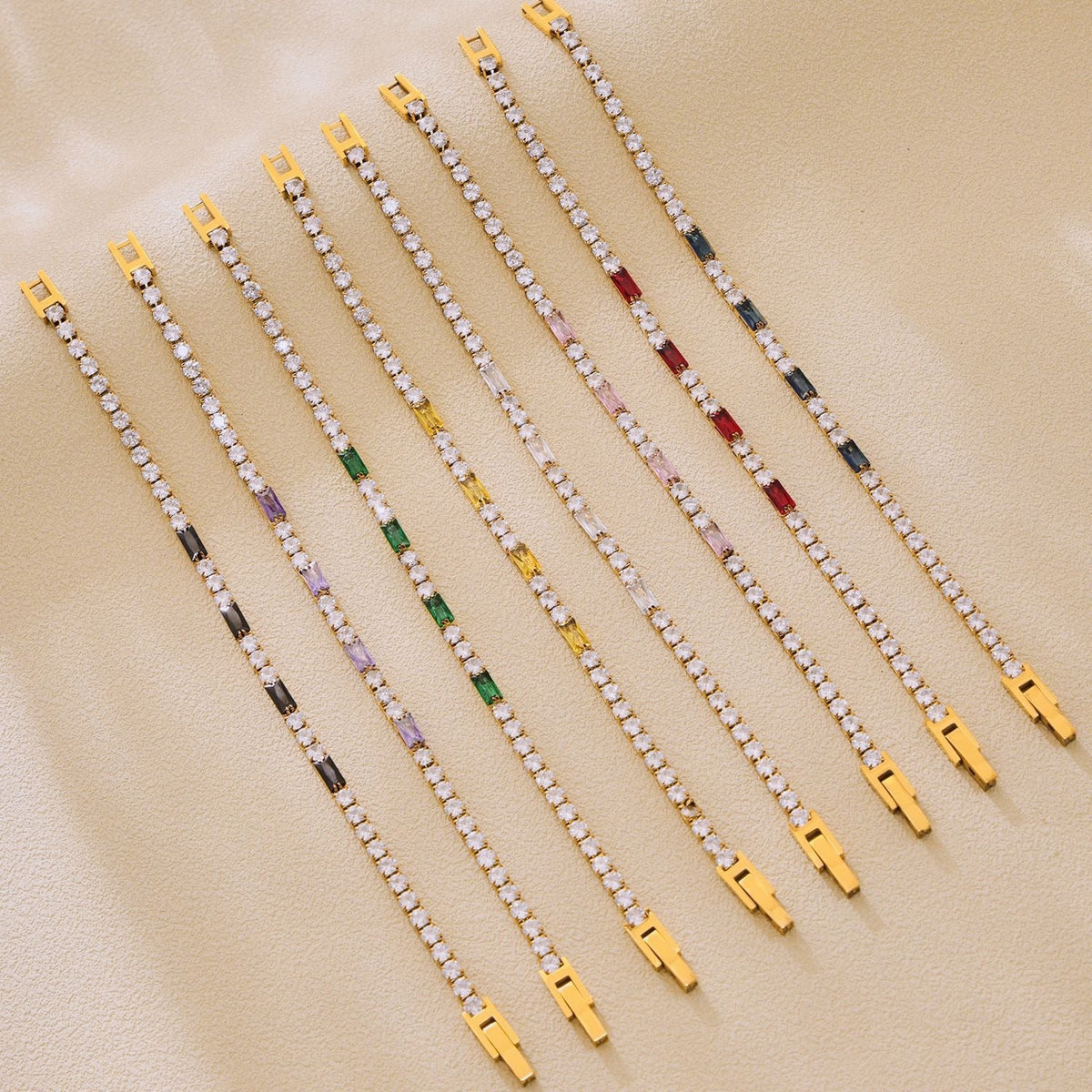 18K gold gemstone design luxury bracelet