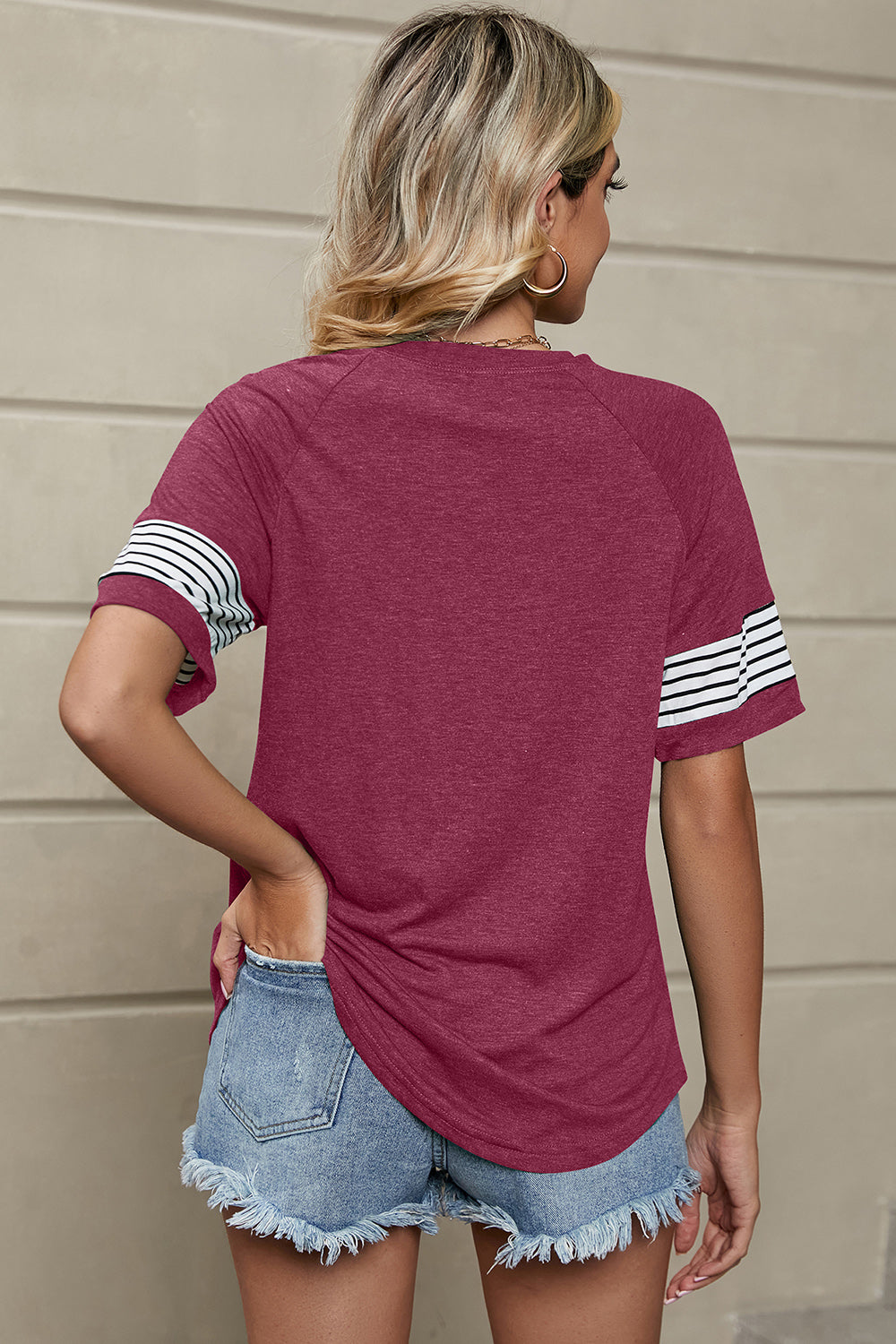 Casual Striped Sleeve Round Neck T-Shirt in Navy - Image 15