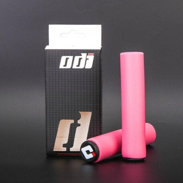 2PCS Anti-Slip Silicone Mountain Bike Handlebar Grips Shock-Absorbing