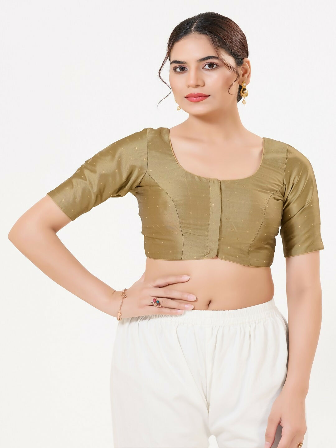 Fitted copper taffeta silk sleeveless blouse with scoop neck and front hook-eye closure