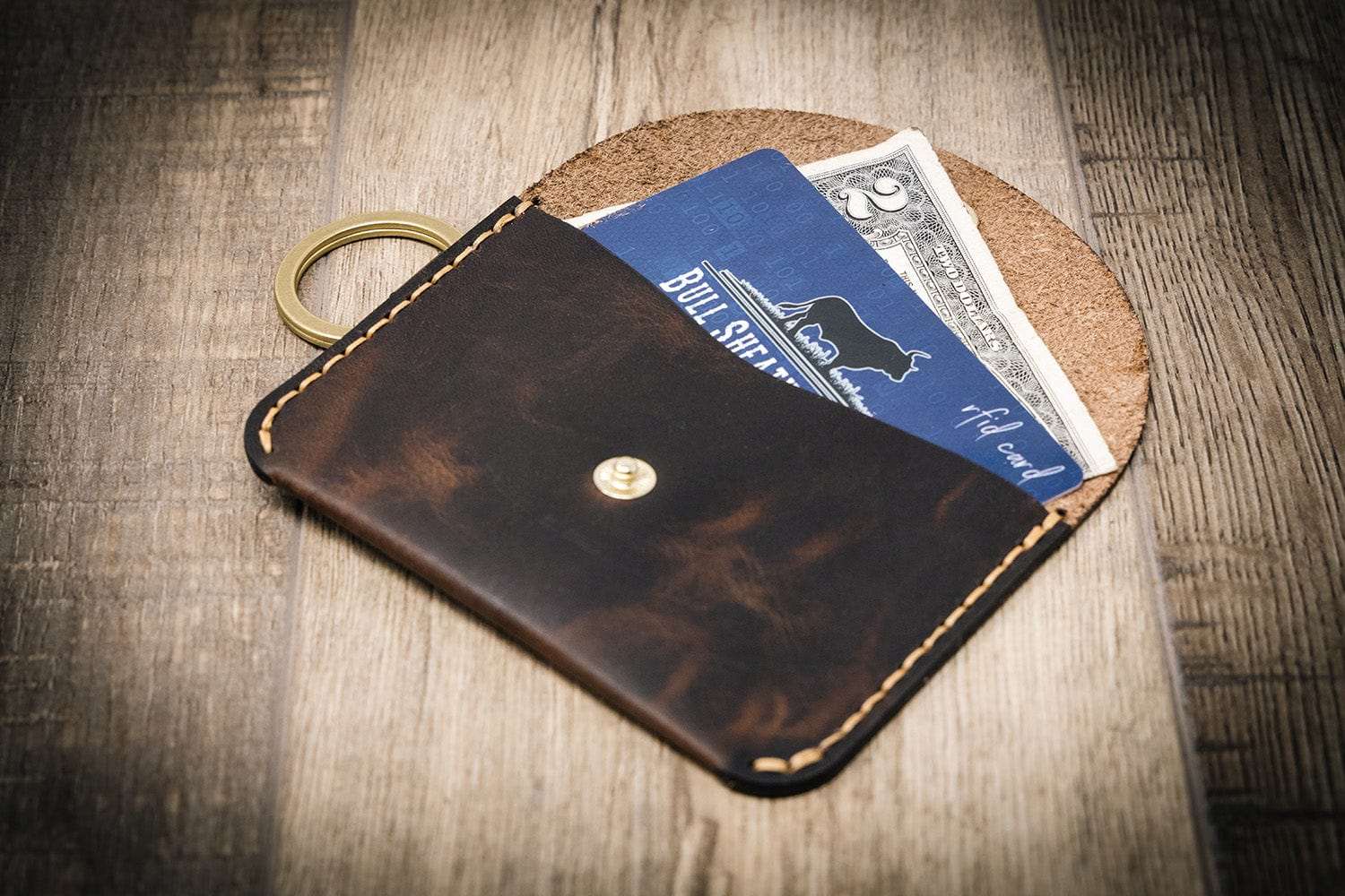 The Richmond Leather Keychain Wallet in Walnut Brown