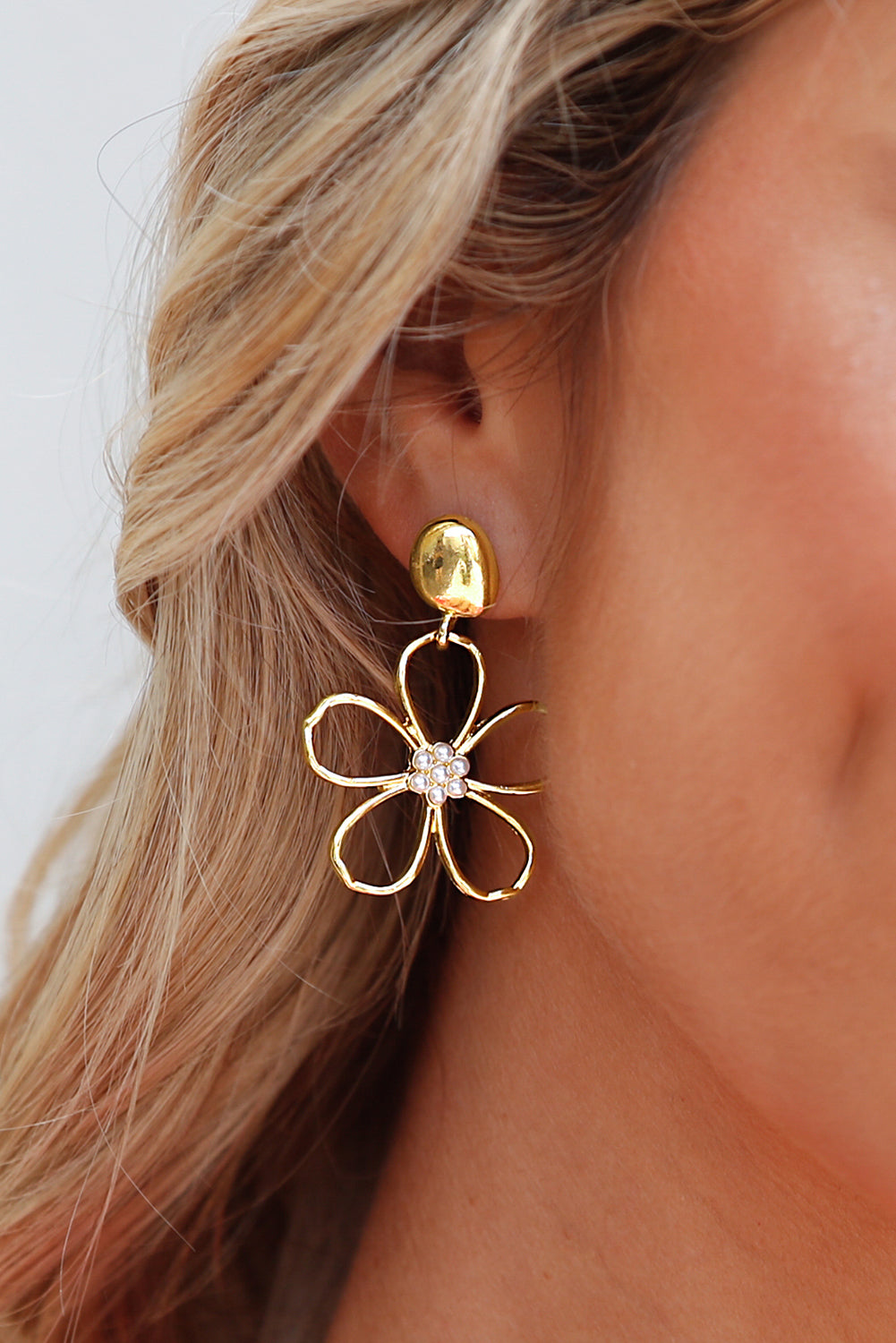 Kendall Pearl Decor Stud Earrings