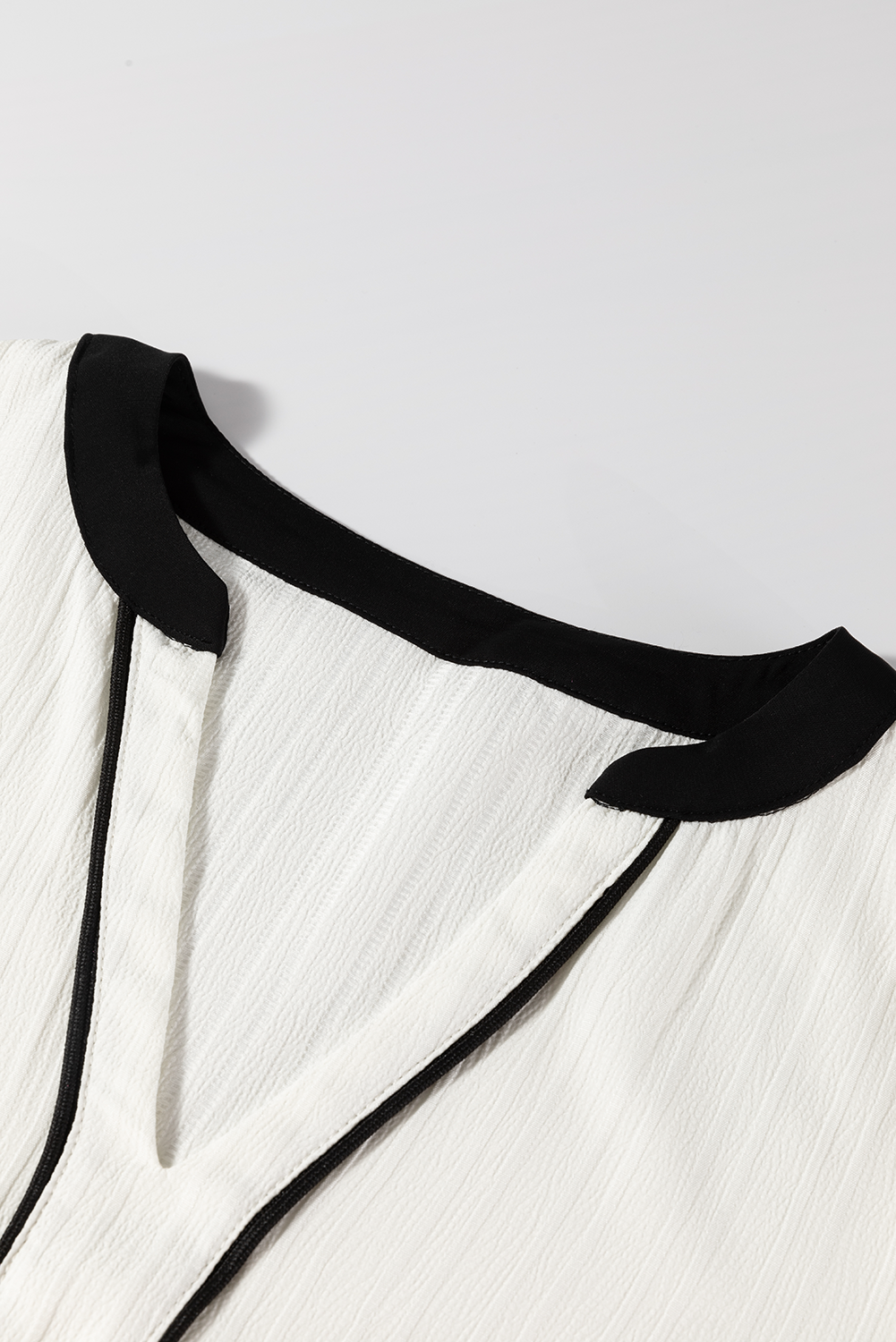 White Textured Colorblock V Neck Long Sleeve Elegant Blouse