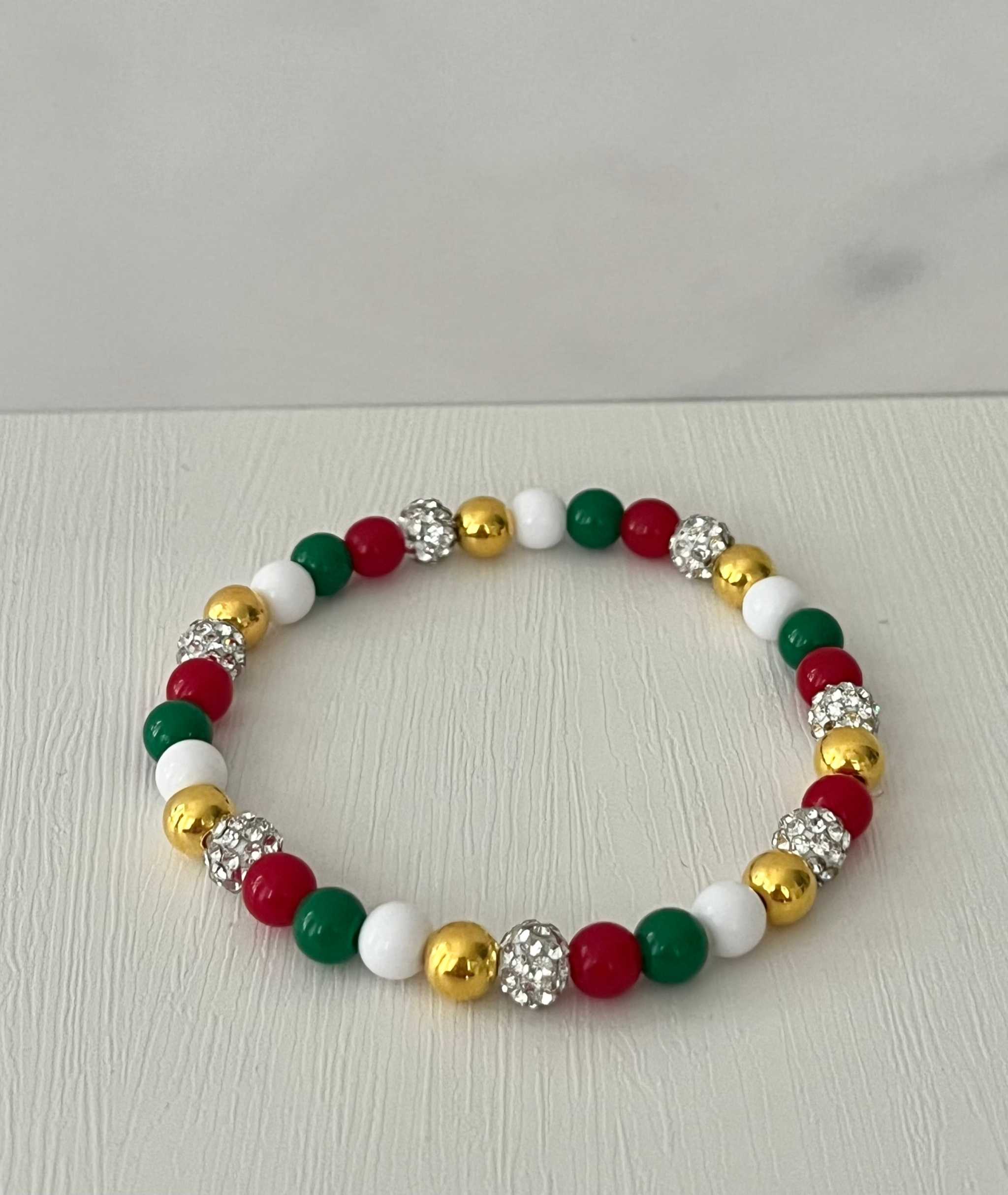 Christmas Jeweled Bead Bracelet - Festive Holiday Stretch Jewelry