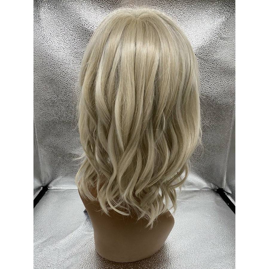 Simmer Elite Heat-Friendly Synthetic Wig by Raquel Welch