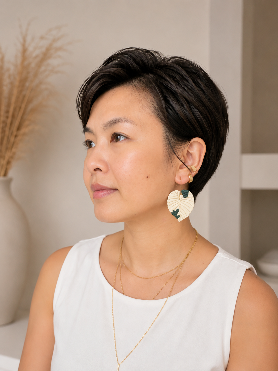 Alocasia Regal Shields Albo Earrings in Cream and Dark-Green