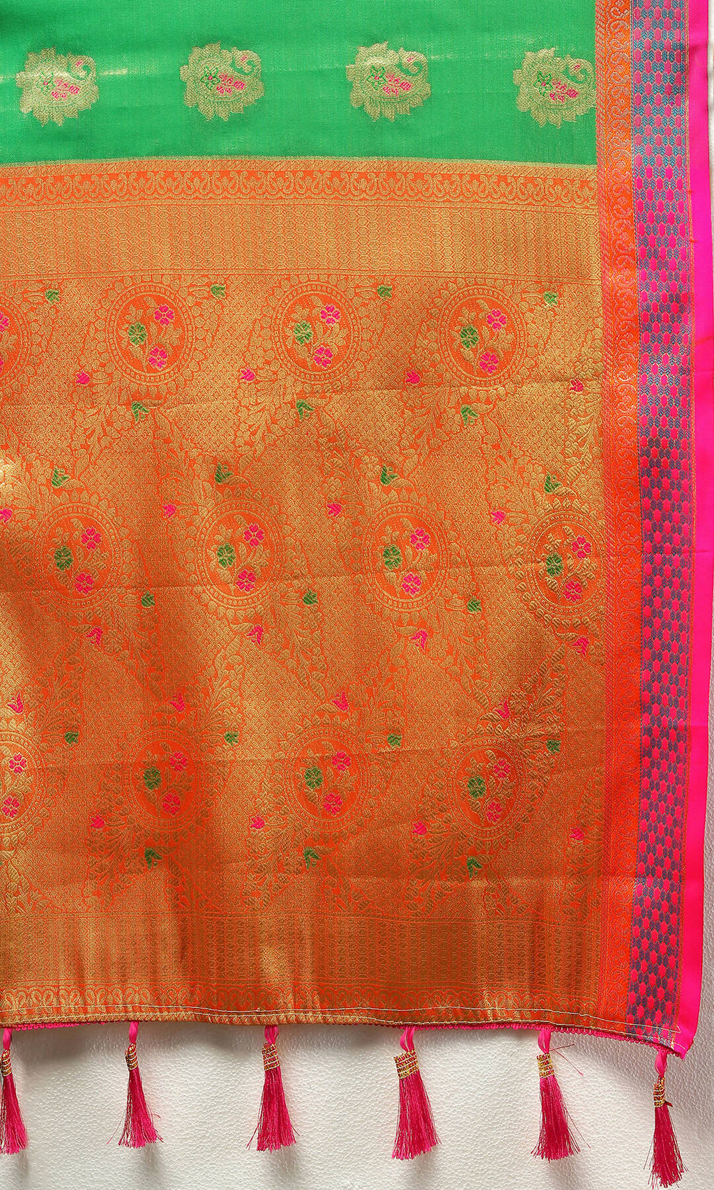Navy Blue Kanjivaram Silk Saree with Zari Weaving and Pallu Tassels