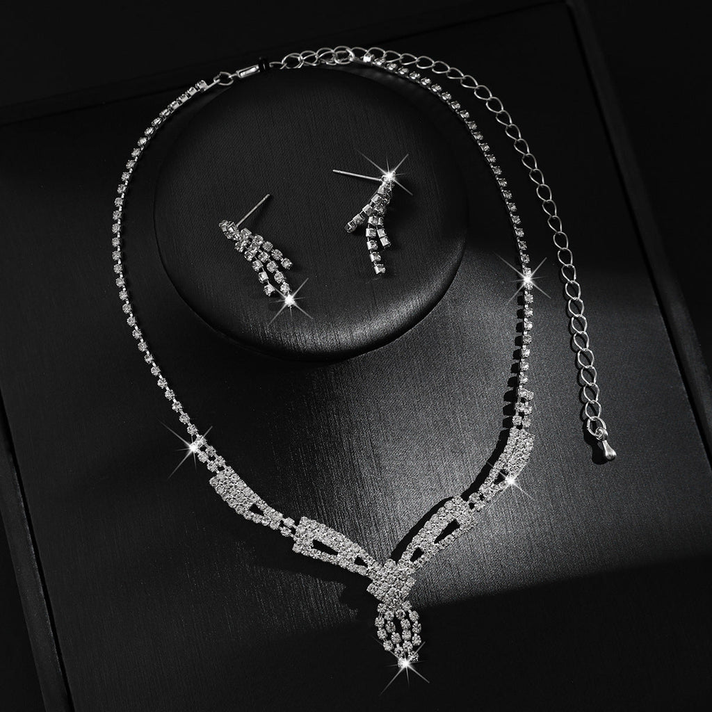 Yiwu Cross-Border Bridal Necklace And Earrings Set Wedding Simple Versatile Gorgeous Light Luxury Grab Chain Rhinestone Set