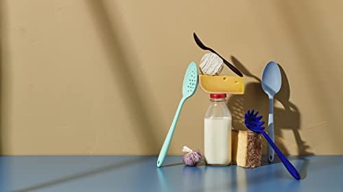 GIR Perforated Silicone Spoon