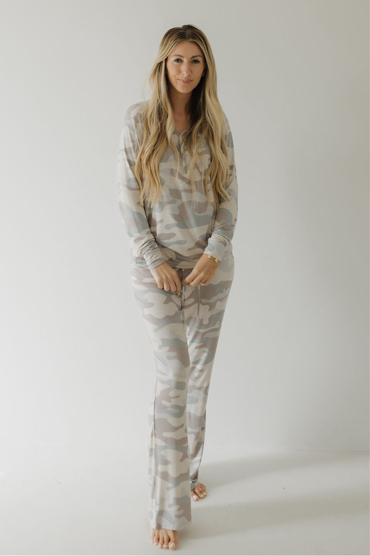 Women's Long Sleeve Bamboo Pajama Set in Camo