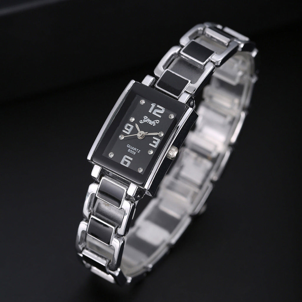 New Womens Bracelet Watch With A Square Diamond-encrusted Case