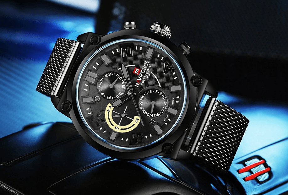 Men's Analog Quartz Wrist Watch with Stainless Steel Mesh Band