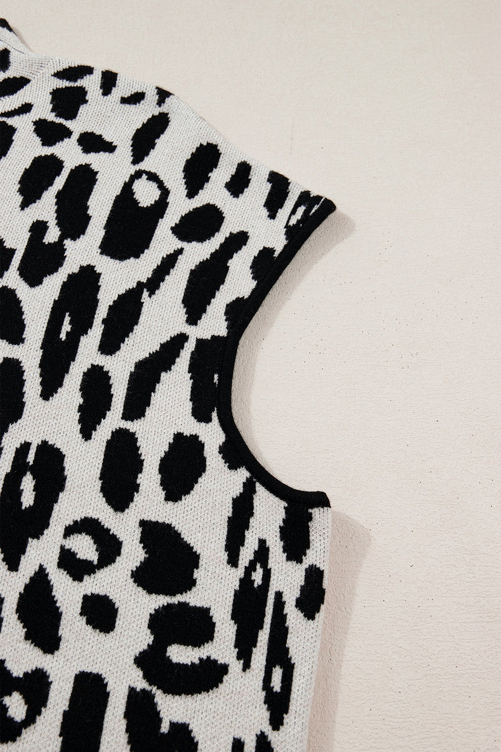 Araceli High Short Sleeve Sweater Animal Print