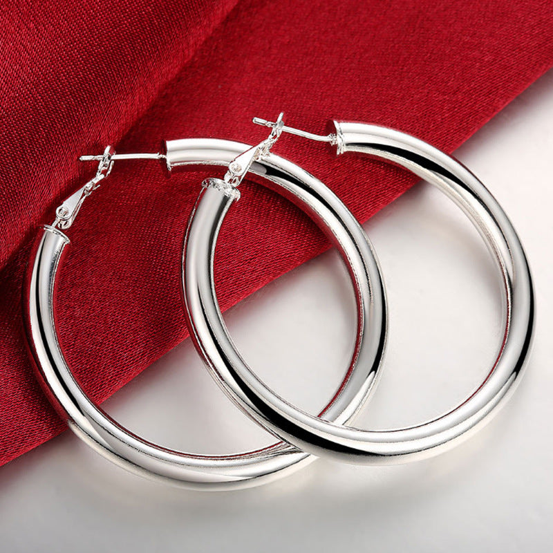 Classic retro 5MM hollow earrings
