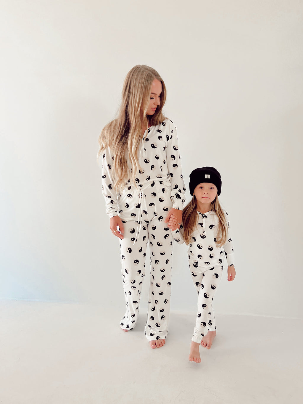 Women's Bamboo Pajama Set in Black and White Yin Yang Print