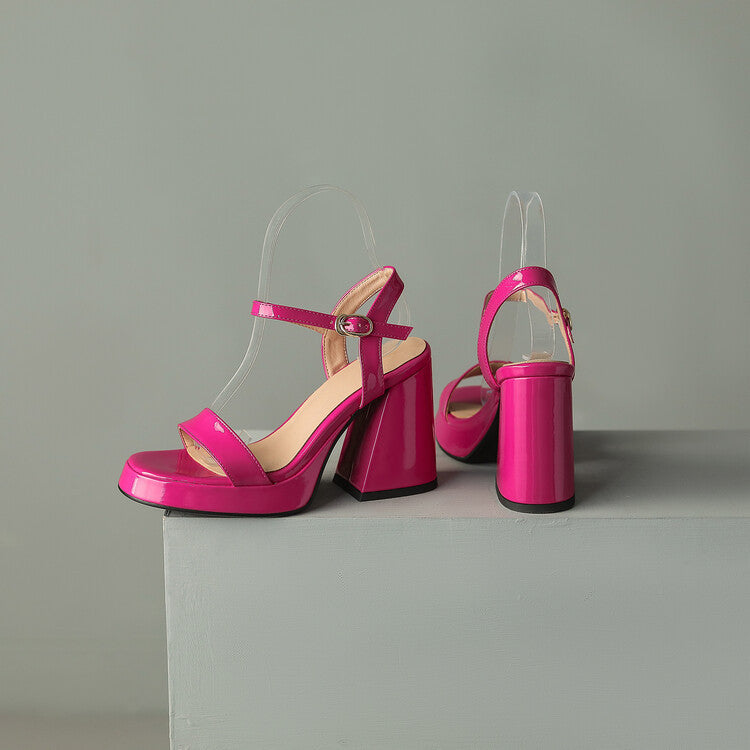 Women's Round Toe Platform Sandals with Buckle Strap Chunky Heel - Image 13