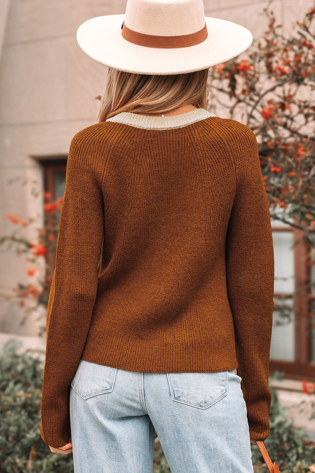 Contrast Trim Buttoned V-Neck Cropped Cardigan