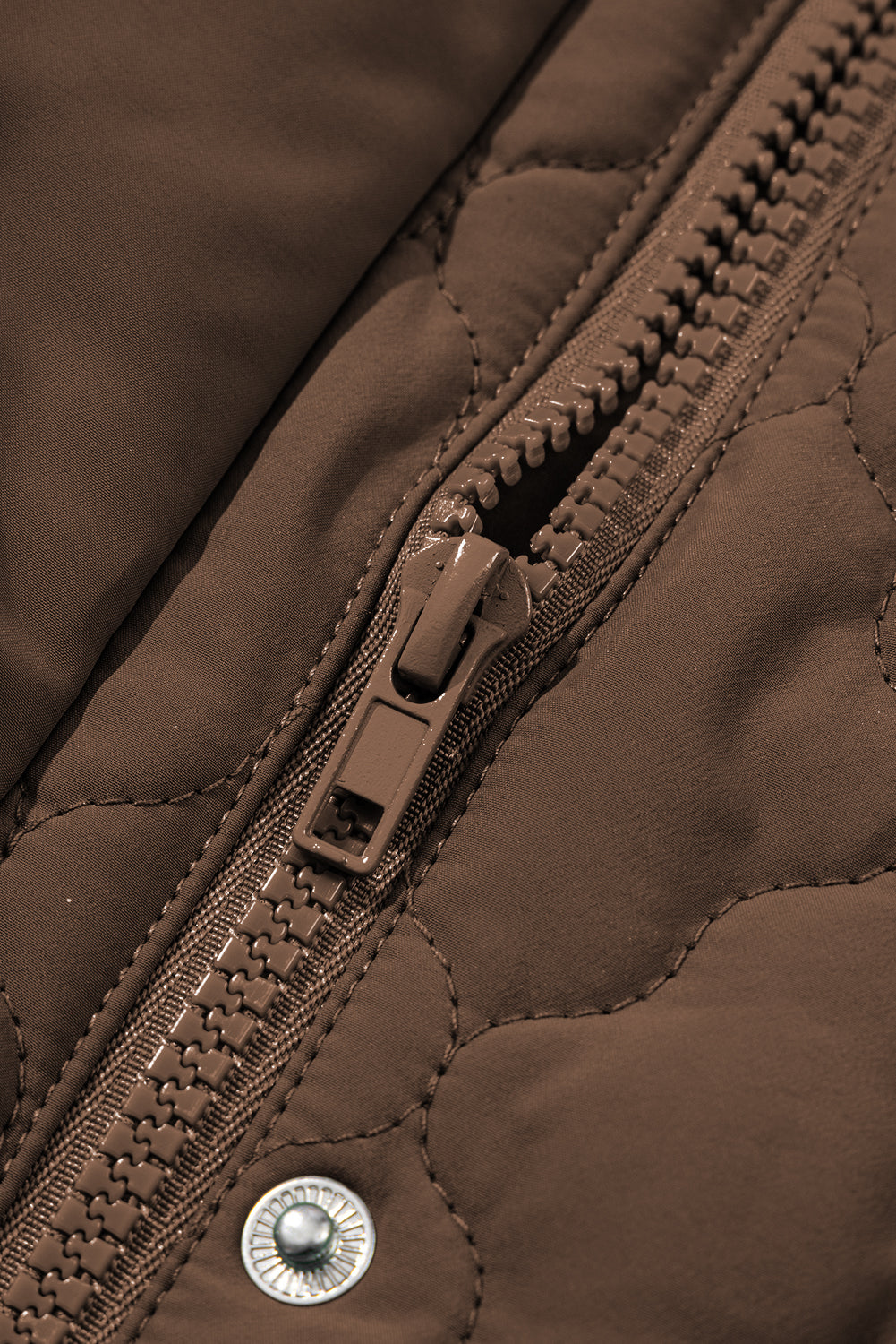 Women's Quilted Zip-Up Snap Button Vest - Relaxed Fit Outerwear