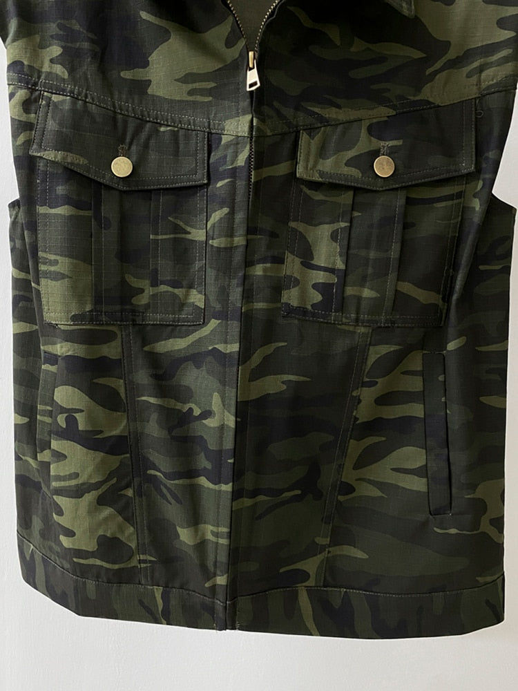 Women's Camouflage Denim Vest - Sleeveless, Zip-Front, Utility - Image 4
