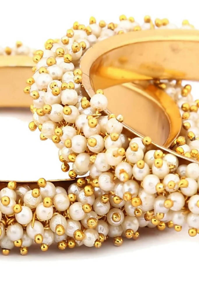 Elegant Pearl and Golden Off-White Bangle Set