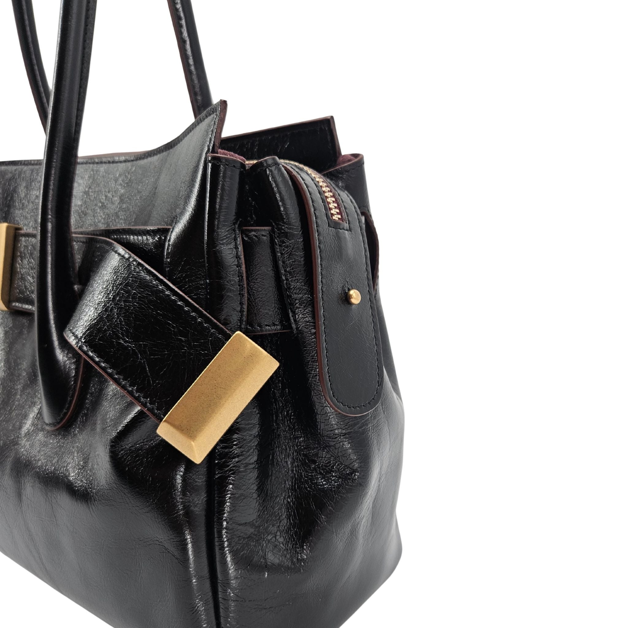 Emeralda Black Leather Shoulder Bag