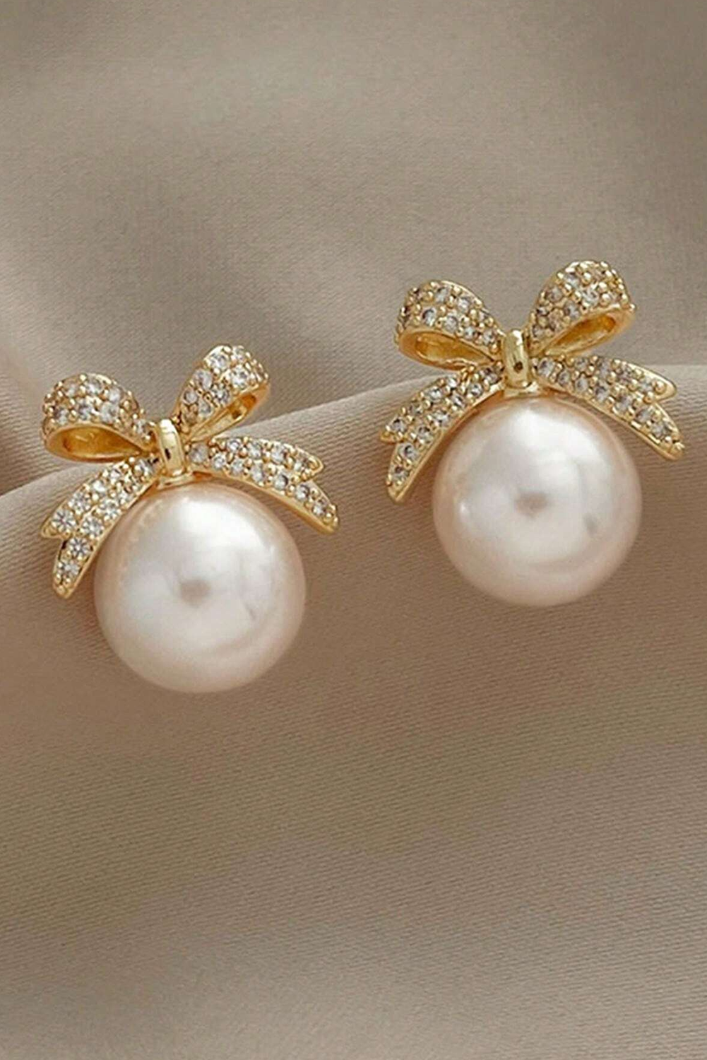 Ellis Rhinestone Bowknot Pearl Earrings