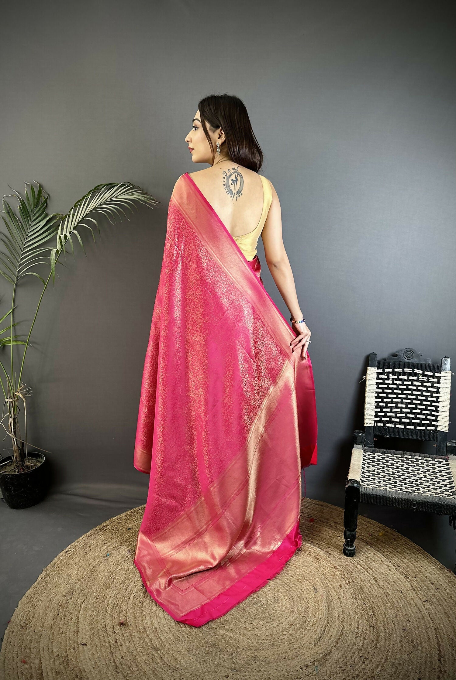 Pink Floral Motif & Ethnic Design Soft Satin Silk Kanchipuram Saree