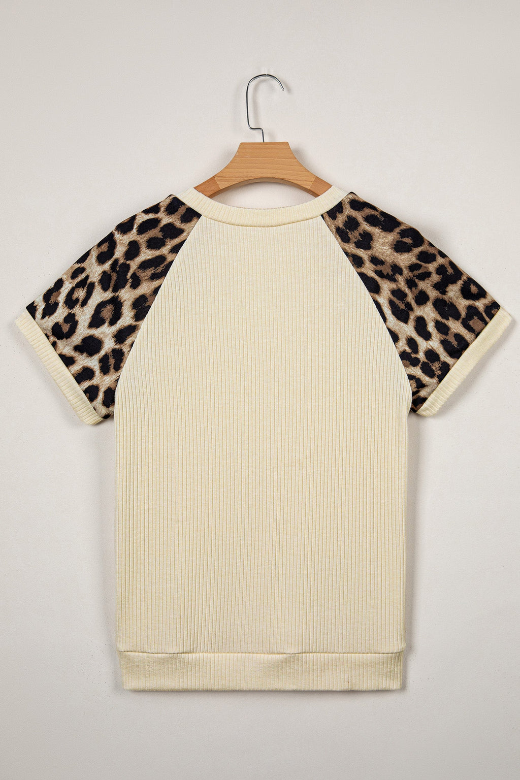 Keily Contrast Sleeve Loose Tee in Cream and Leopard Print