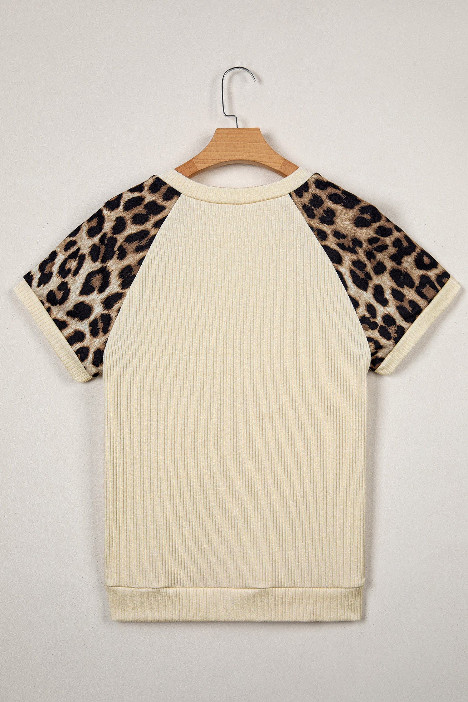 Keily Contrast Sleeve Loose Tee in Cream and Leopard Print