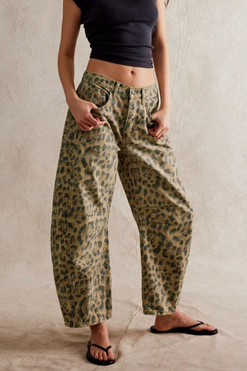 Blue Wide Leg Barrel Jeans with Functional Pockets - Image 21