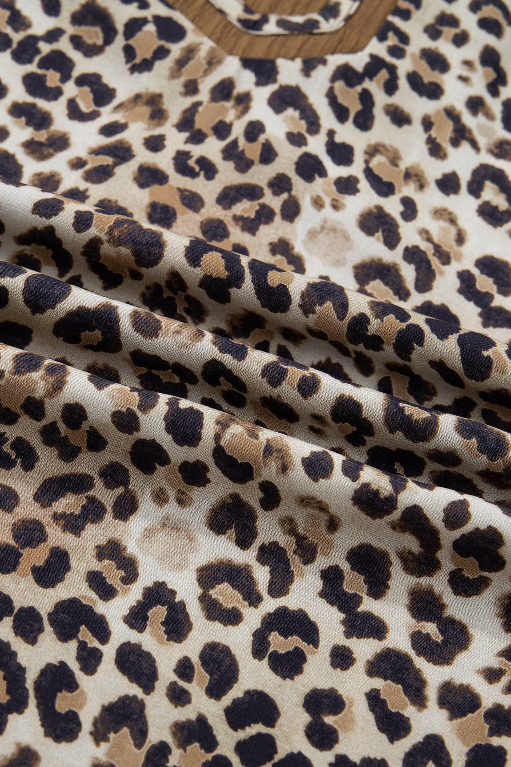 Leopard Crinkled V-Neck Blouse | Viscose Short Sleeve Top