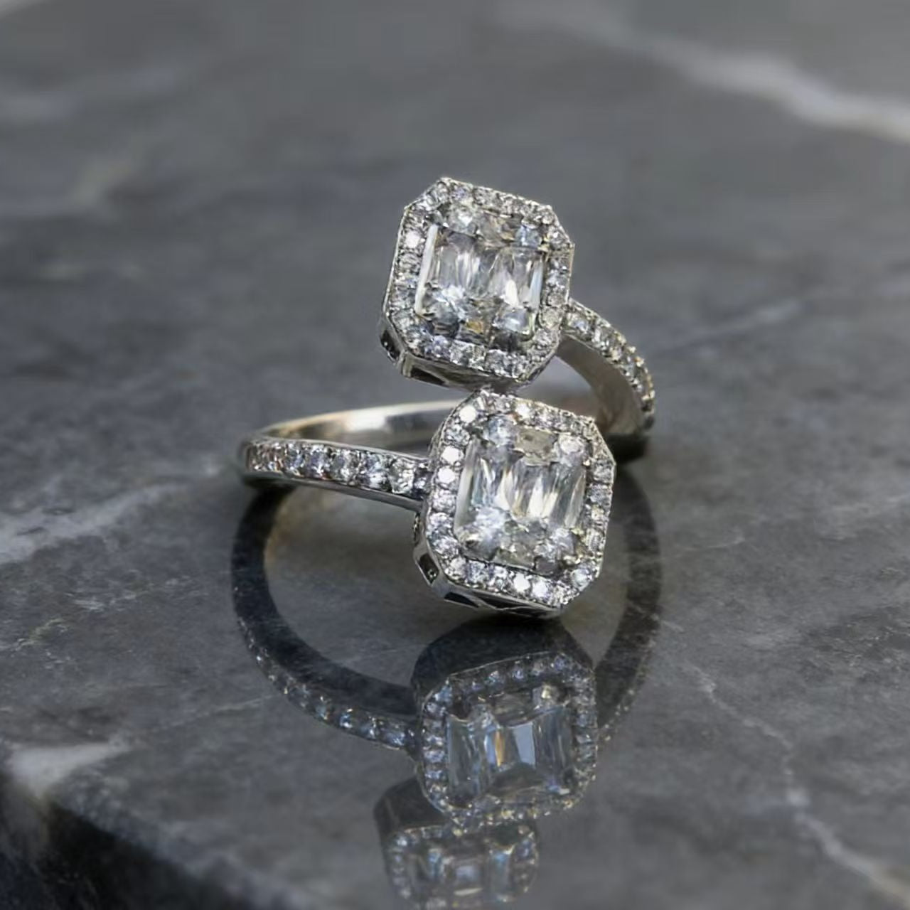 Modern Minimalist Geometric Ring with Zircon, Light Luxury