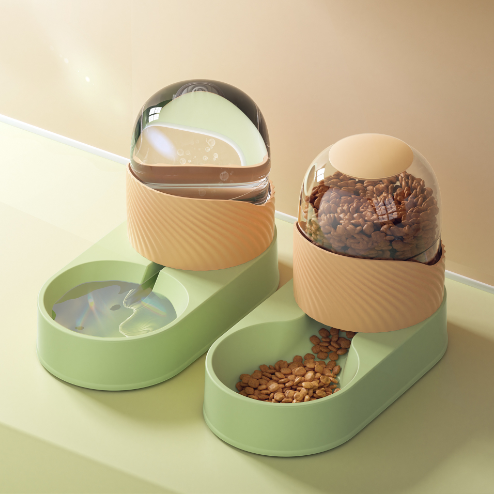 Pet Feeder & Water Dispenser Kit (2 Pieces)
