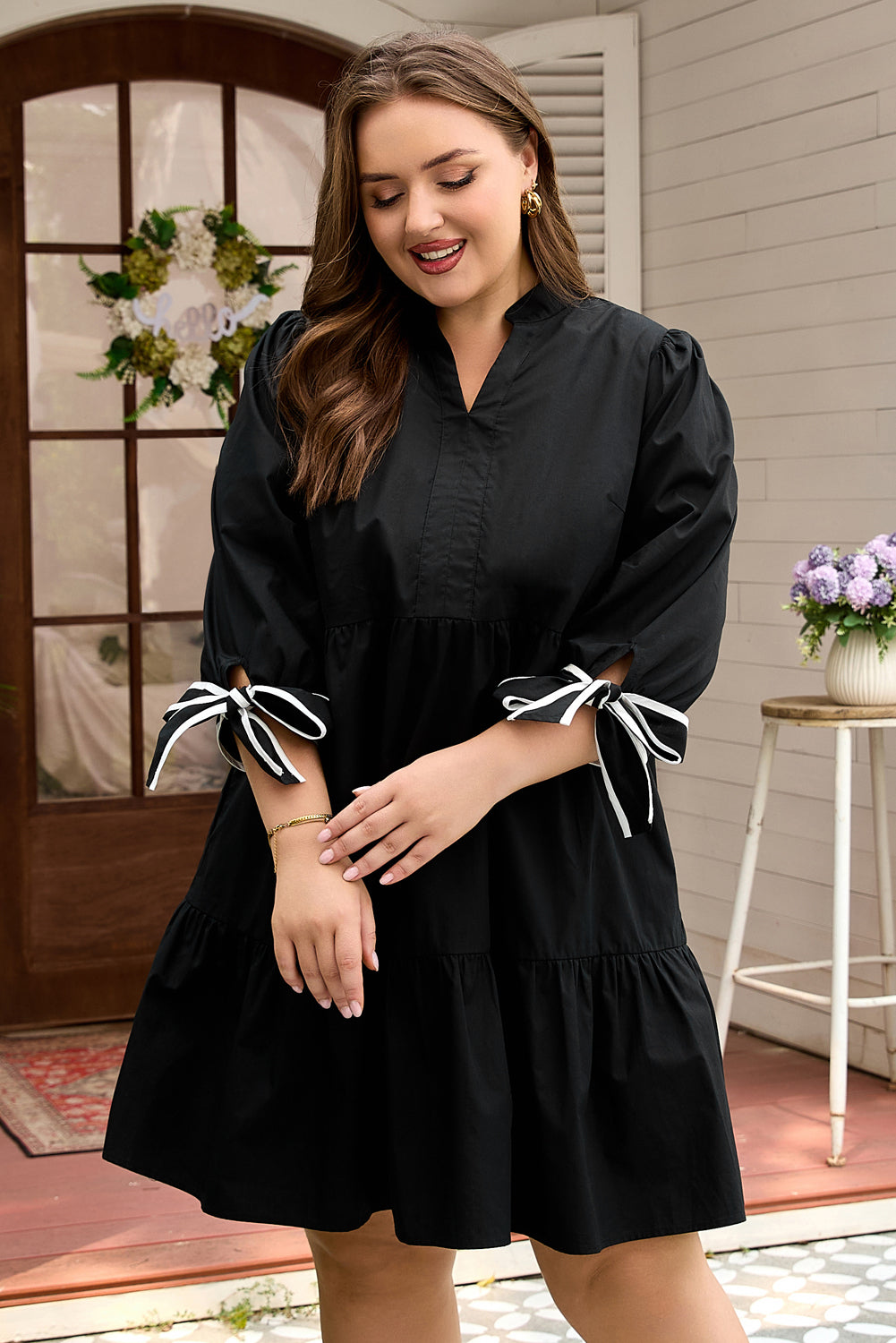 Plus Size Colorblock Knot Cuff Mini Dress