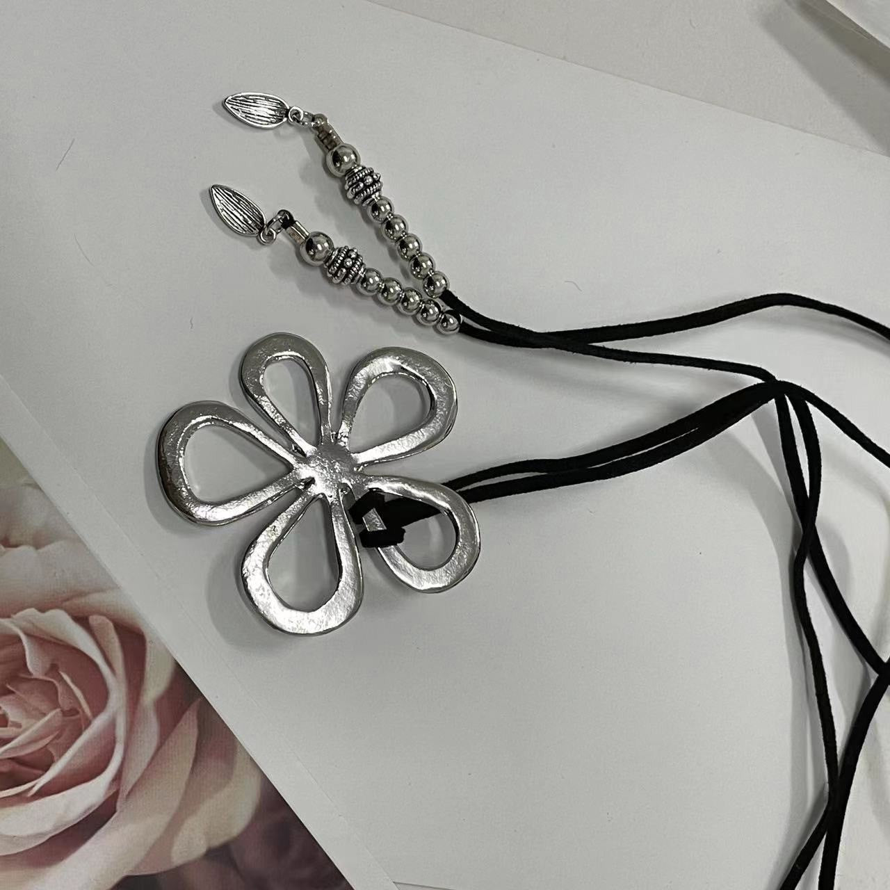 Y-shaped Collar Fashionable Beach Necklace