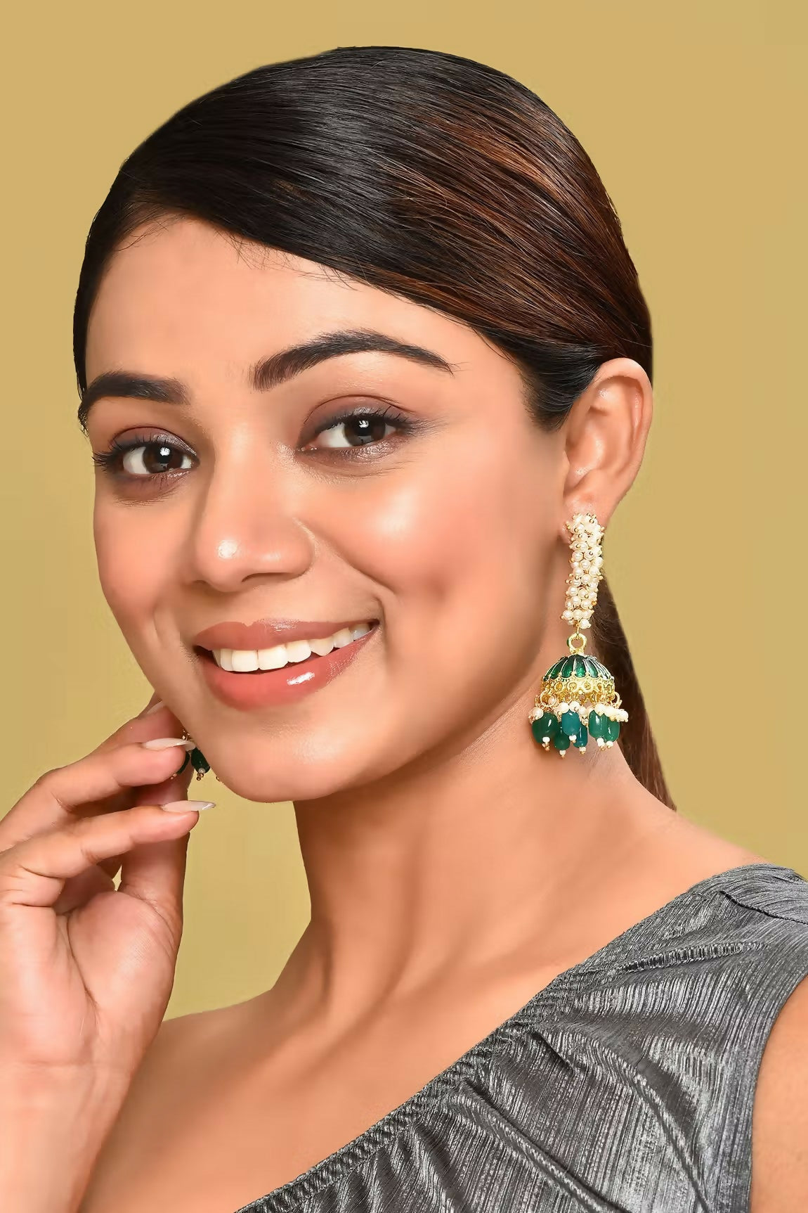 Traditional Kundan and Pearl earrings in Golden White and Green