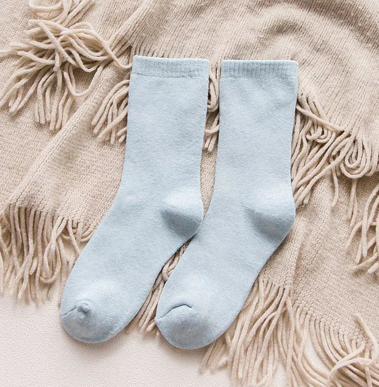 Women's Thick Cotton Thermal Crew Socks for Fall and Winter - Image 10