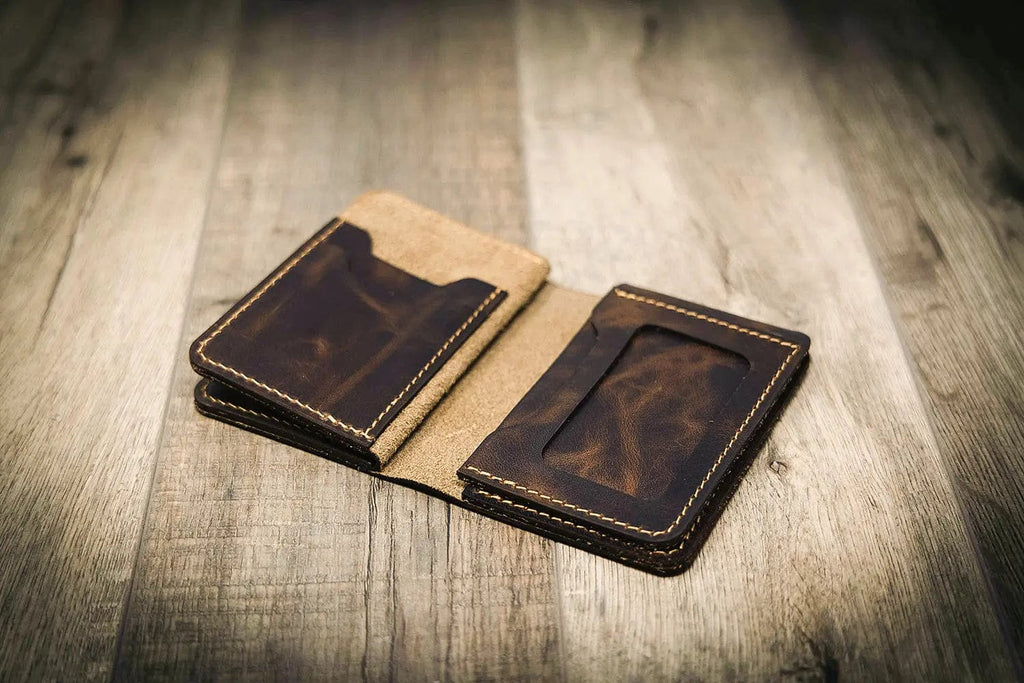 Federal Badge Wallet - Walnut Leather, Rugged Heritage Design
