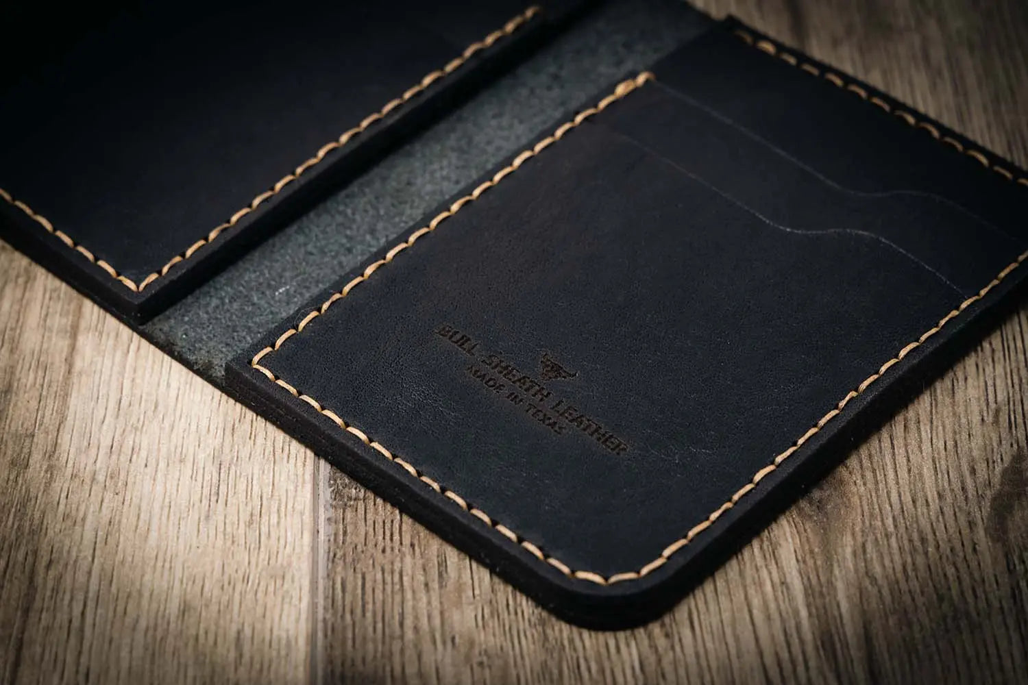 Western Vertical Wallet - Black