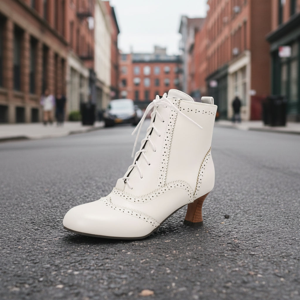 Women’s Lace-Up Brogue Ankle Boots Vintage Style Winter Heels