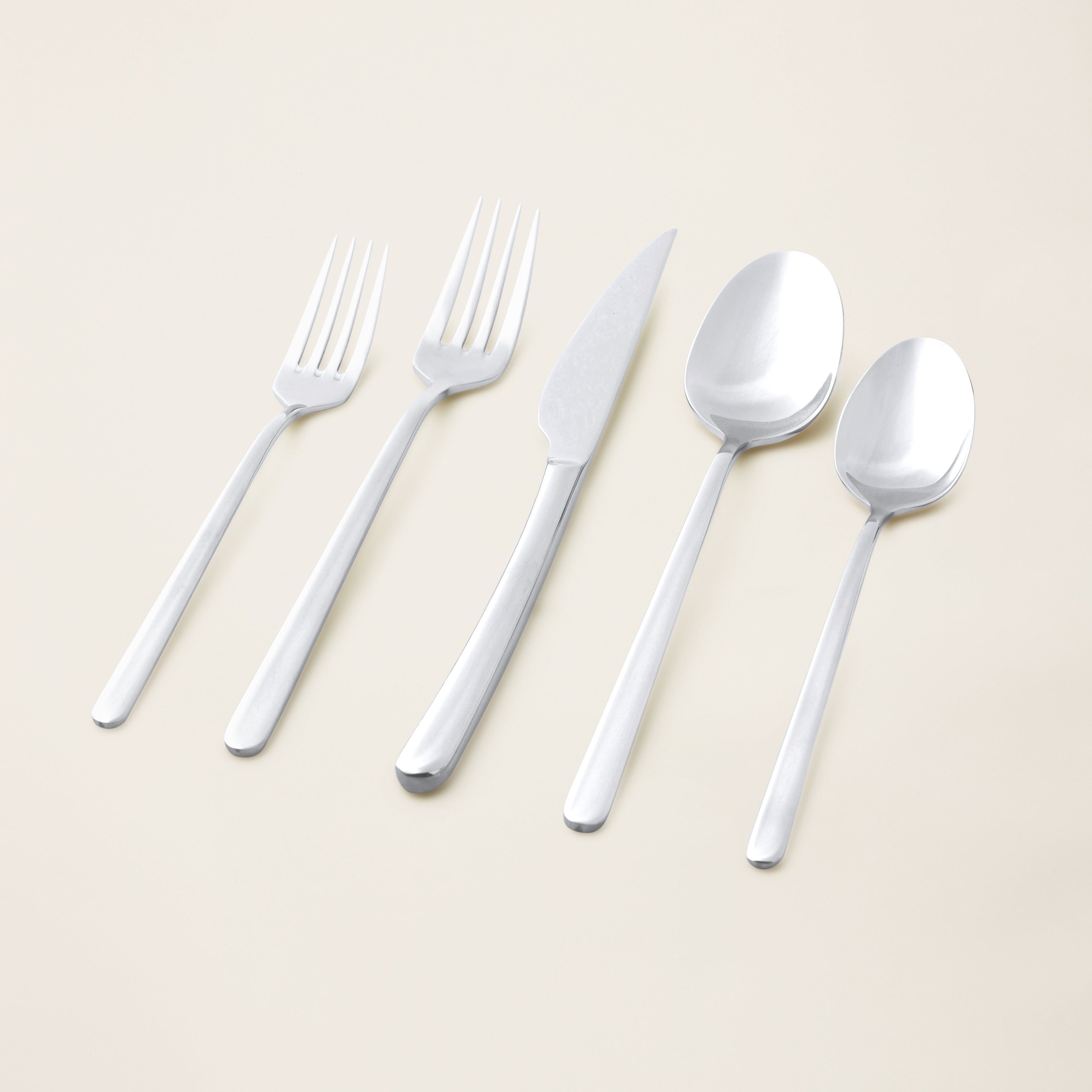 Emilia 20-Piece Stainless Steel Flatware Set in Silver or Gold - Image 5