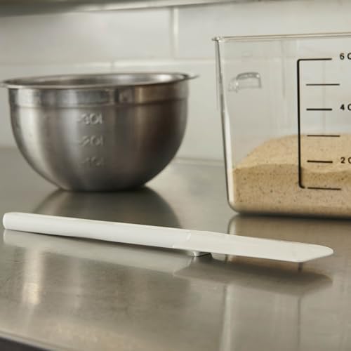 Rubbermaid Commercial Products Scraper Spatula/Food Scraper 13.5-Inch